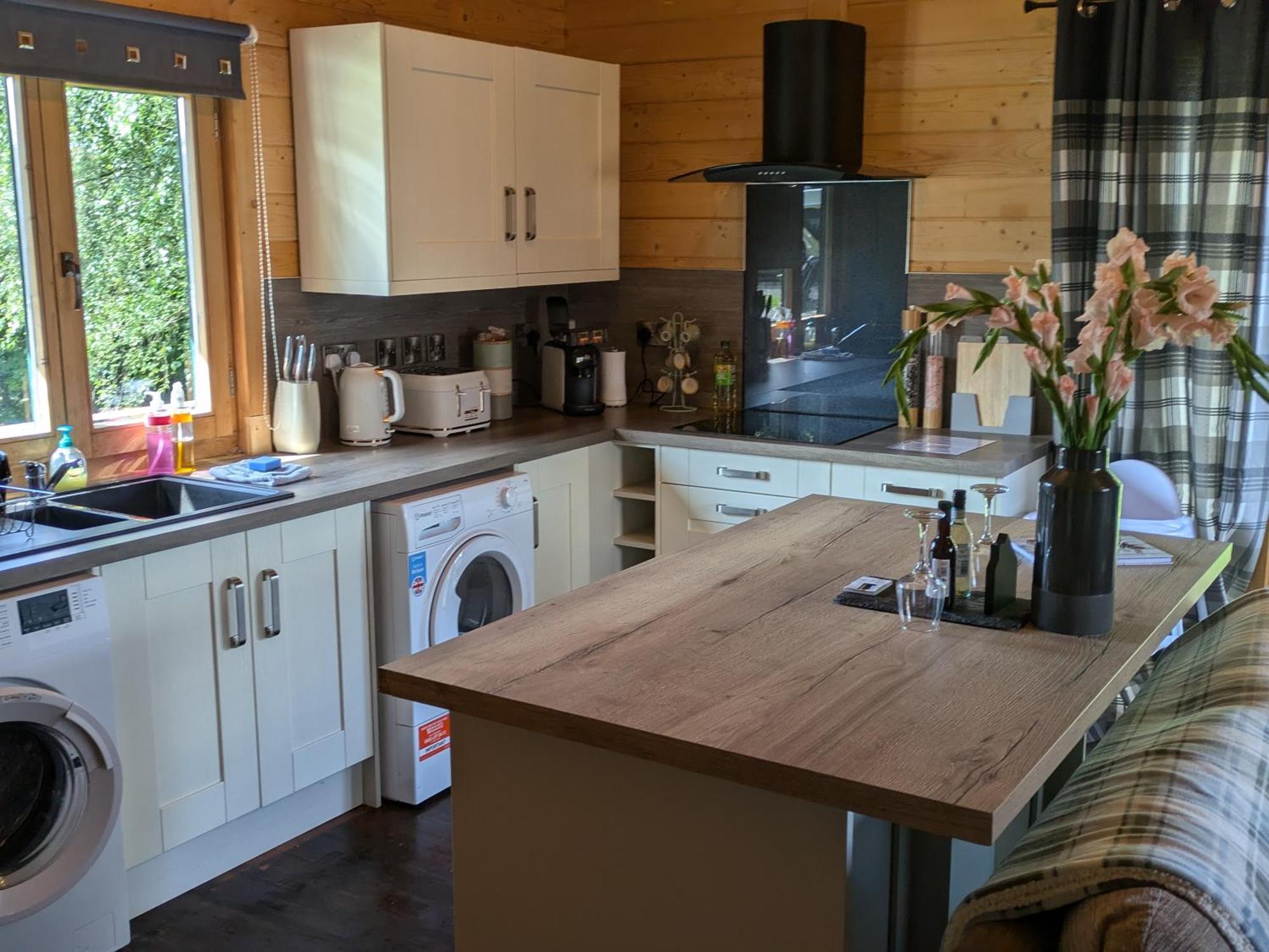 Rustic Lodge Retreat At Riverview Holiday Park Newcastleton Bagian luar foto