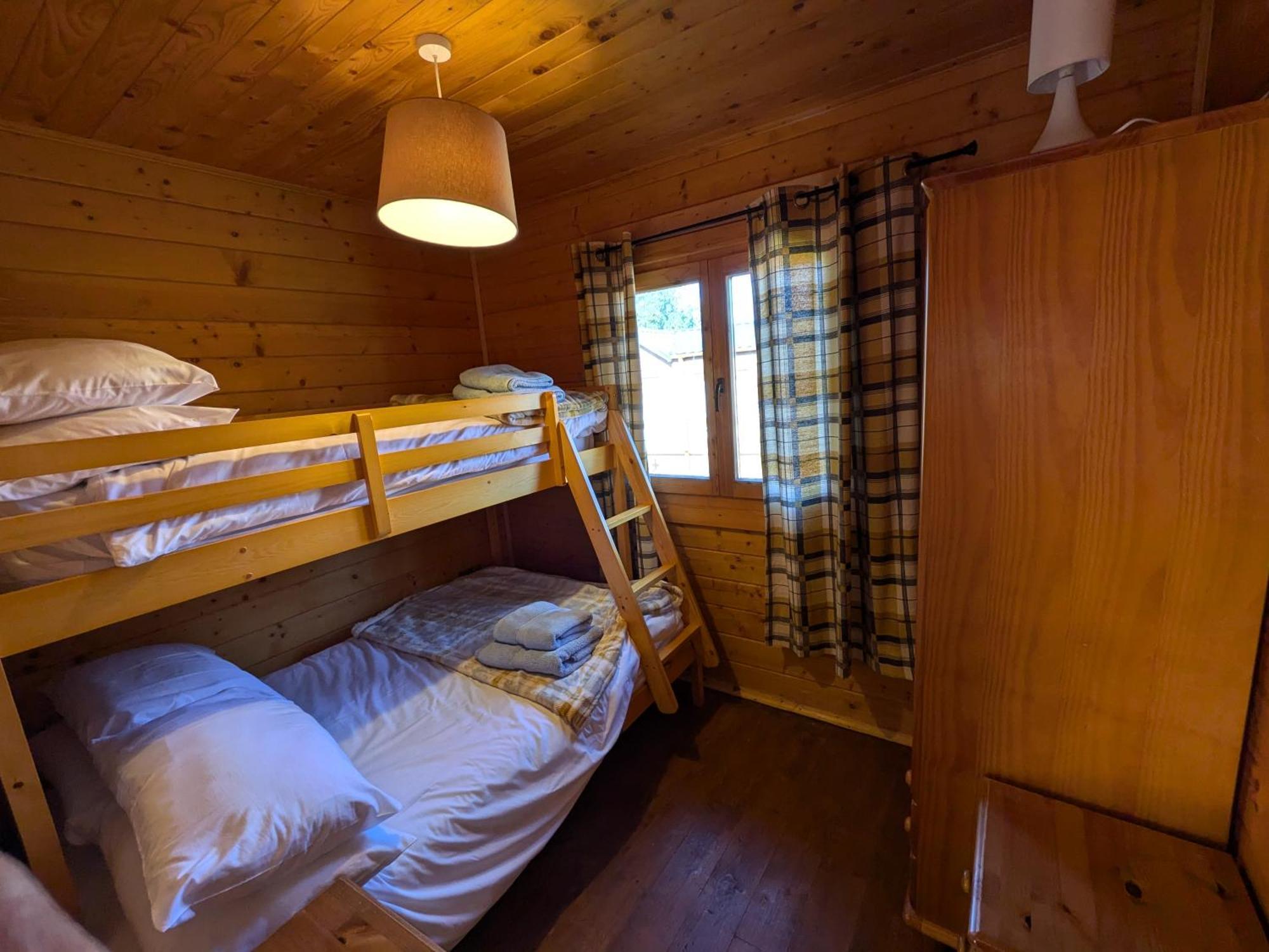 Rustic Lodge Retreat At Riverview Holiday Park Newcastleton Bagian luar foto